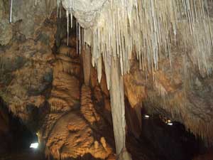 Zeytintaşı Mağarası Serik Antalya
